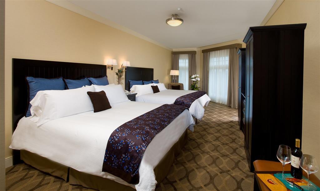 קארסלבד West Inn & Suites חדר תמונה