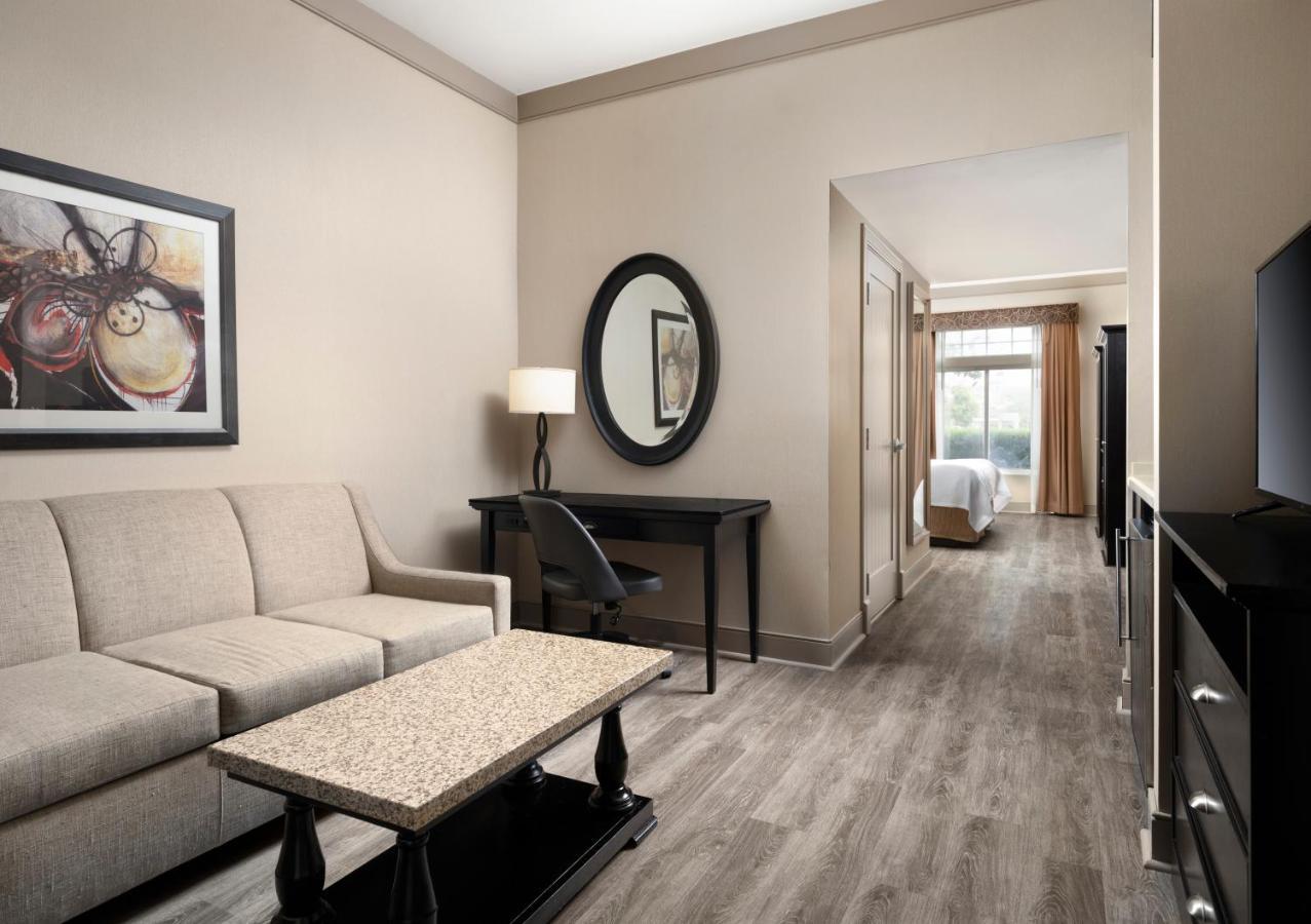 קארסלבד West Inn & Suites מראה חיצוני תמונה